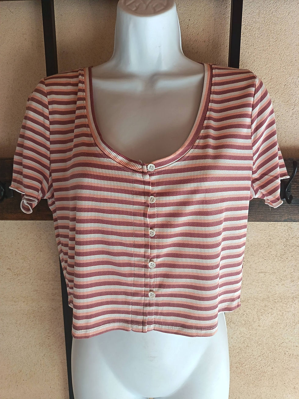 Miniature : Haut court rayé boutonné T-XL