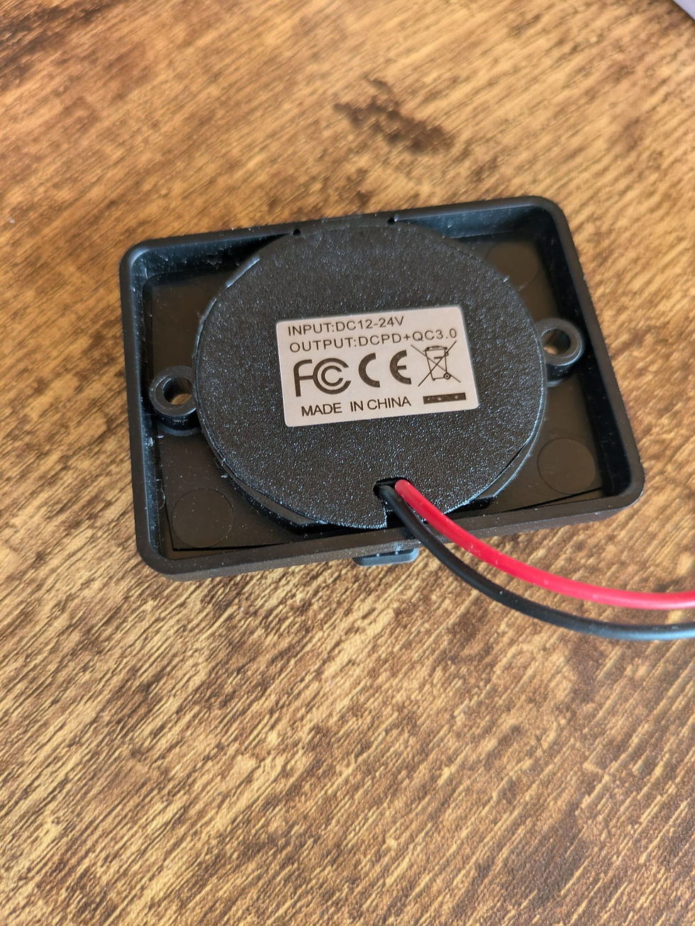 Thumbnail: Cargador USB universal para vehículos (QC 3.0 + PD) - 12V/24V