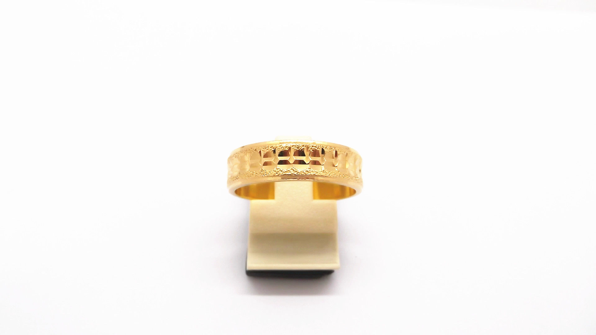 916 GOLD RING