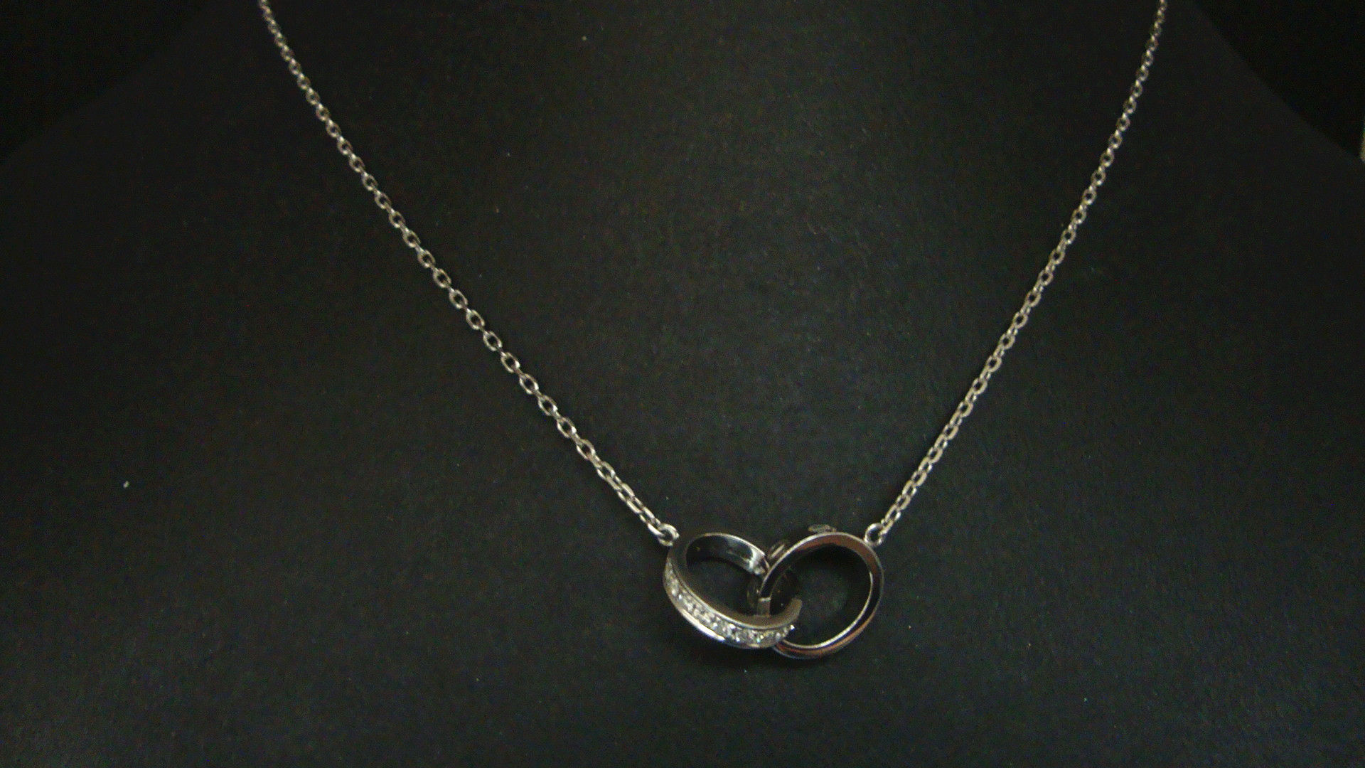 18K WHITE GOLD DIA NECKLACE 18/36P