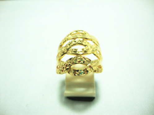 916 GOLD RING