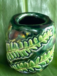 kupukupu fern pinch pot July 2022.jpeg
