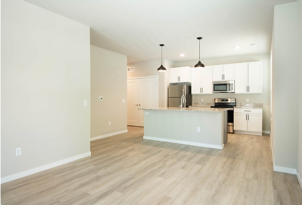 Studio Apartment Available June 2023!