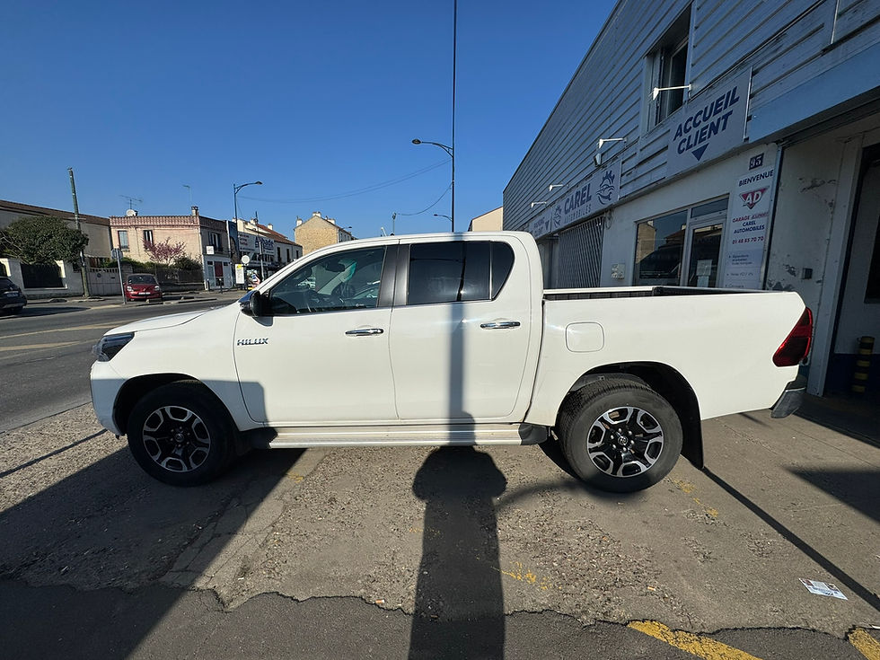 Miniature : Toyota Hilux IV 4WD 2.8 D-4D 204 DOUBLE CABINE