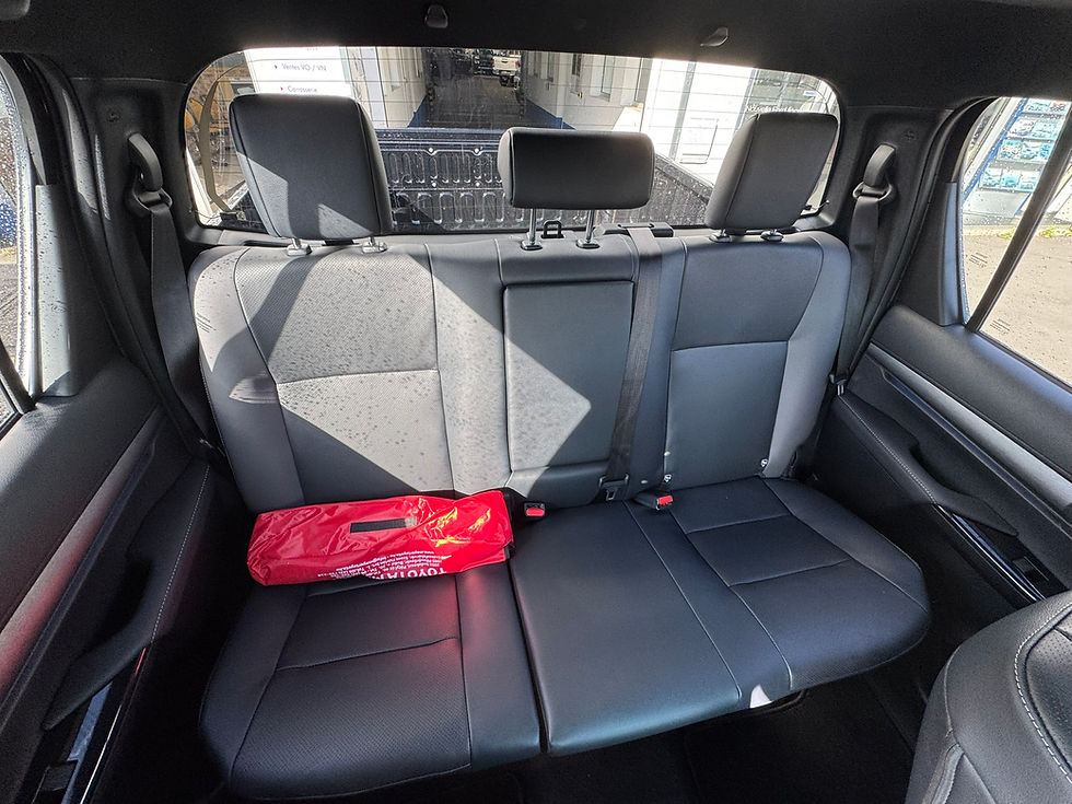 Miniature : Toyota Hilux IV 4WD 2.8 D-4D 204 DOUBLE CABINE INVINCIBLE