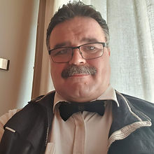 stefanluethold (Groß).jpeg