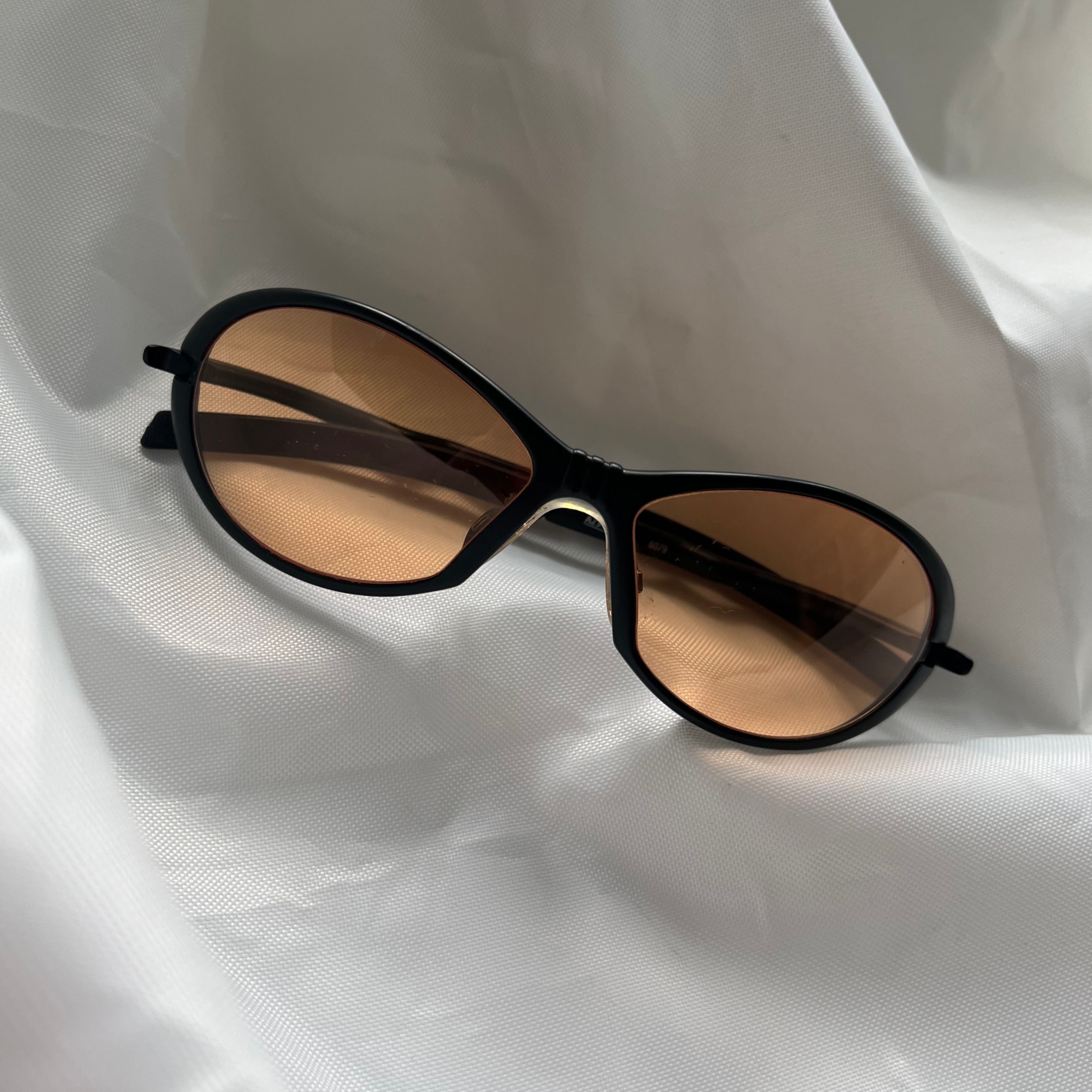 ADIDAS MADE IN AUSTRIA OVAL SHADES