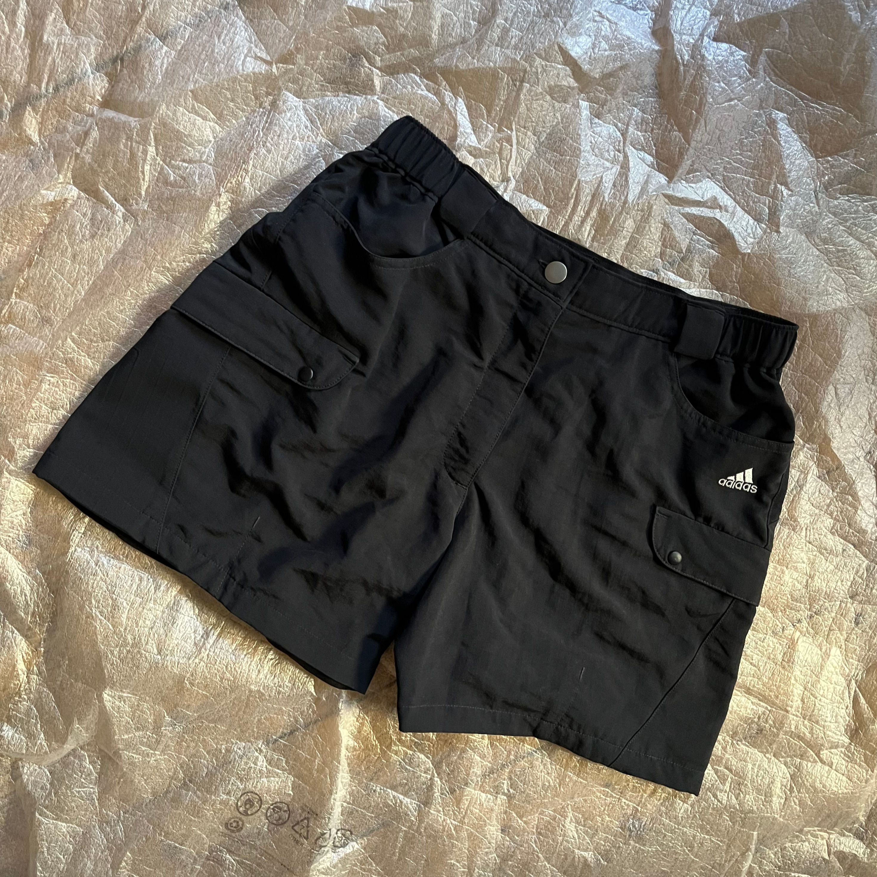 ADIDAS WMNS TREKKING SHORT M