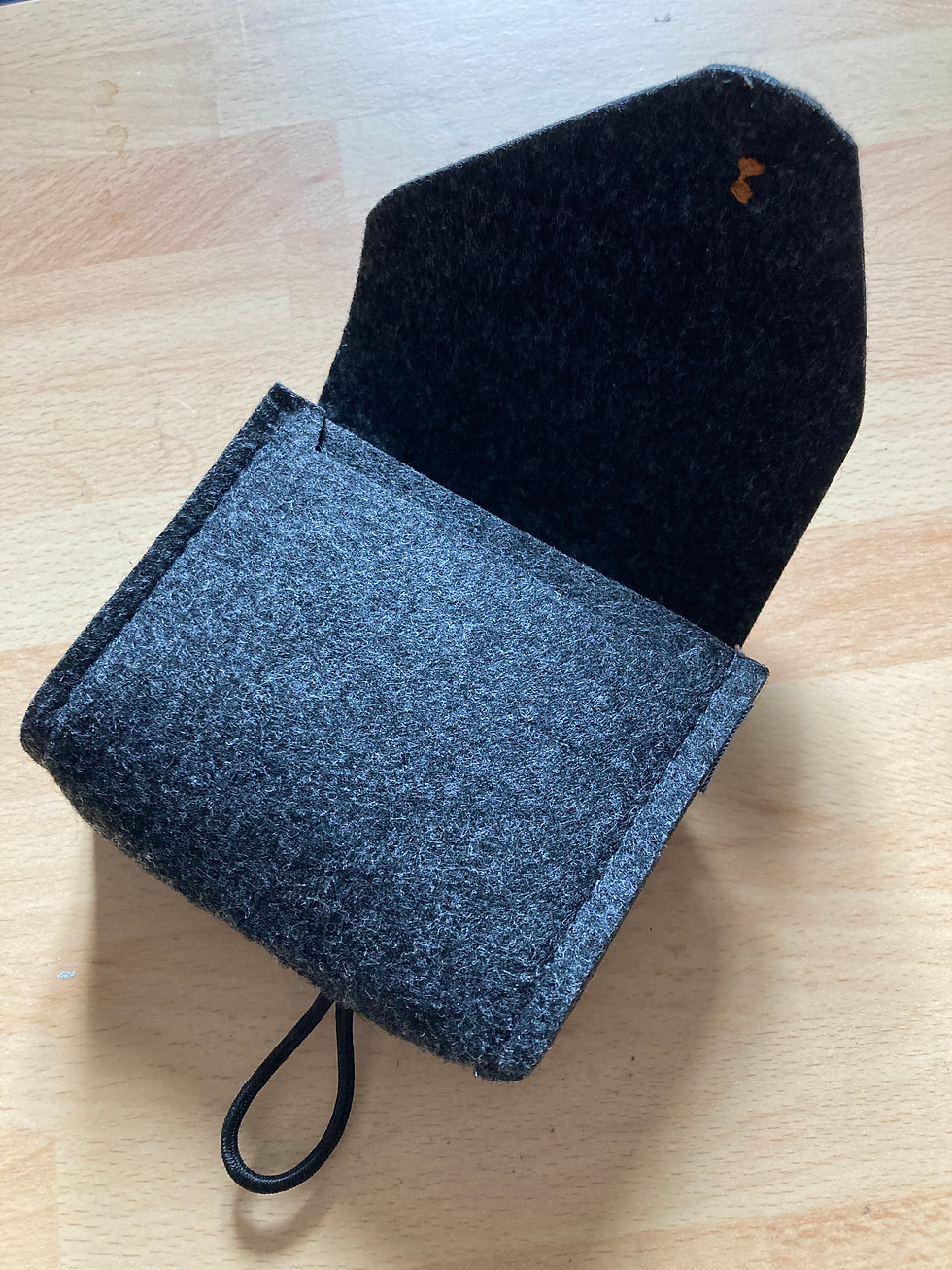 Miniature : La veilleuse LUZzz et son sac