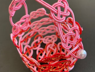 水引アクセサリー講座 籠作り 生徒様の作品です 折形、水引カルチャー俱楽部