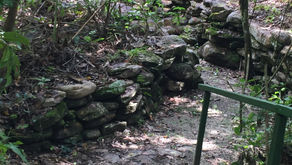 O Rio das almas e as ruínas do garimpo de ouro do sec. XVIII em Pirenópolis