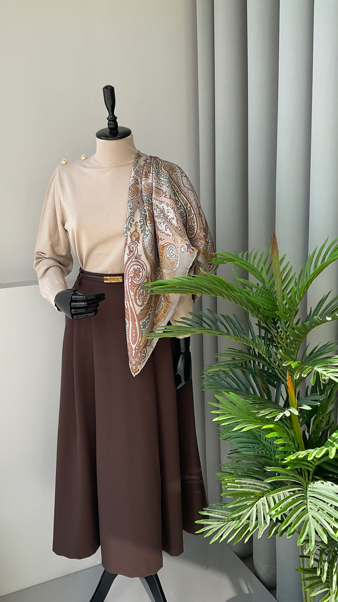 Terzi Dükkanı Dore Pileli Etek