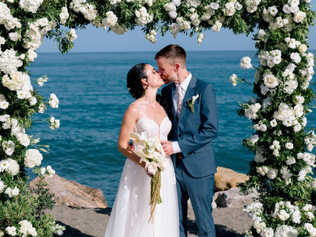 A Fairytale Dress, a Violin Cadenza and a Villa by the Ocean