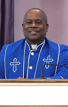pastor_leadership_edited.jpg