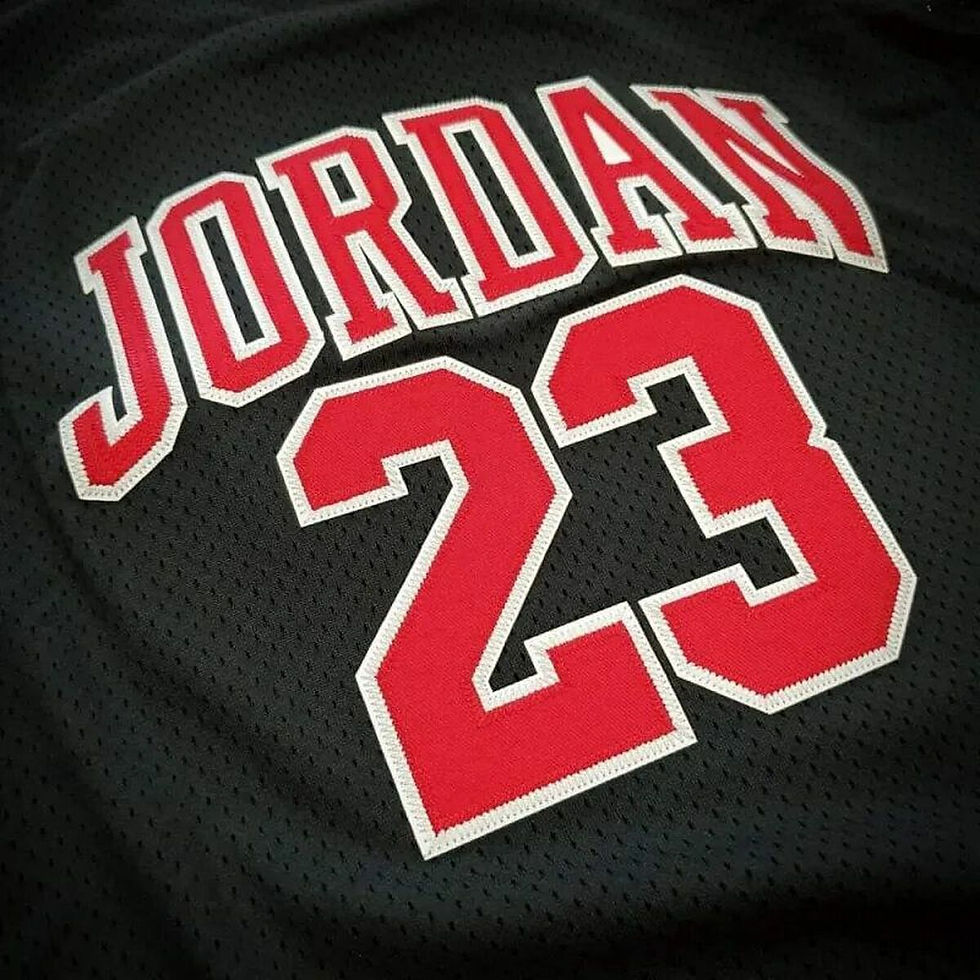 Miniaturbild: Basketball-T-Shirt Jordan 23 Schwarz