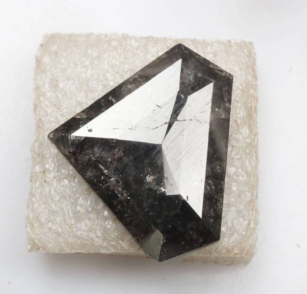 Thumbnail: 6.56 CT 15.8 X 20.0 MM Natural Salt and Pepper Big Size Diamond Cut for Wedding