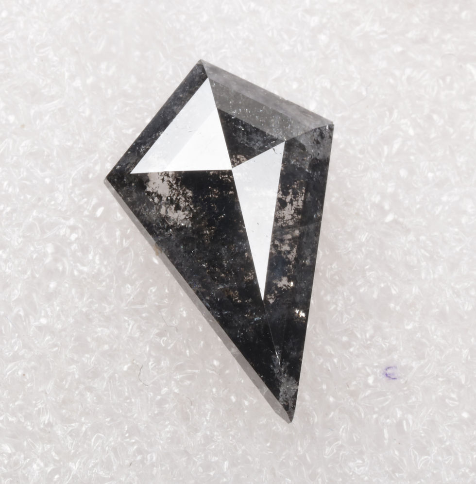 3.67 CT 15.8 X 9.9 MM Natural Loose Diamond Kite Shape Diamond Salt and pepper