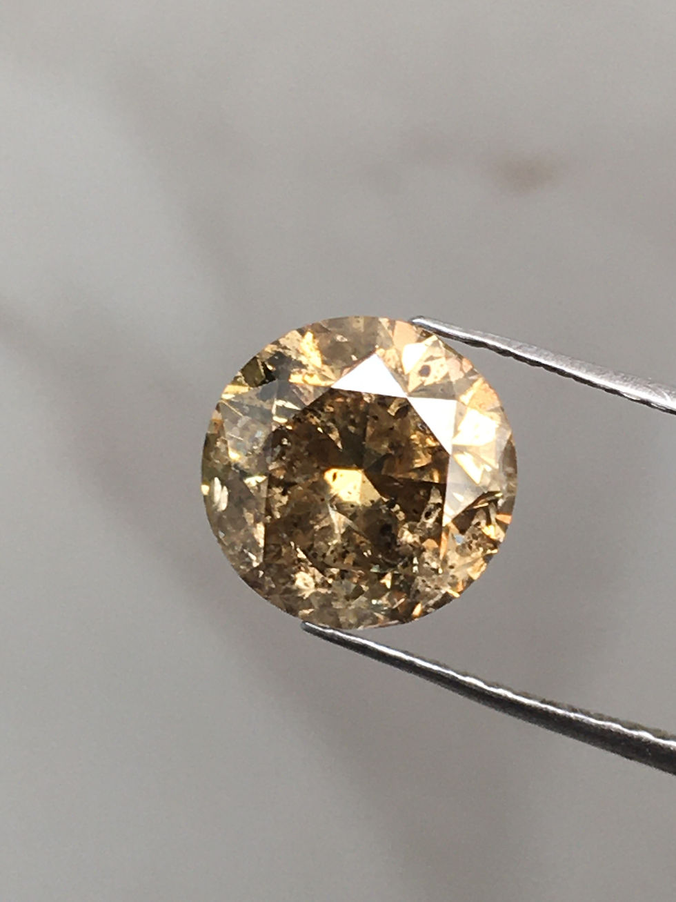Thumbnail: 2.0 CT 7.8 MM Natural Round Cut Salt and pepper Brilliant cut Diamond