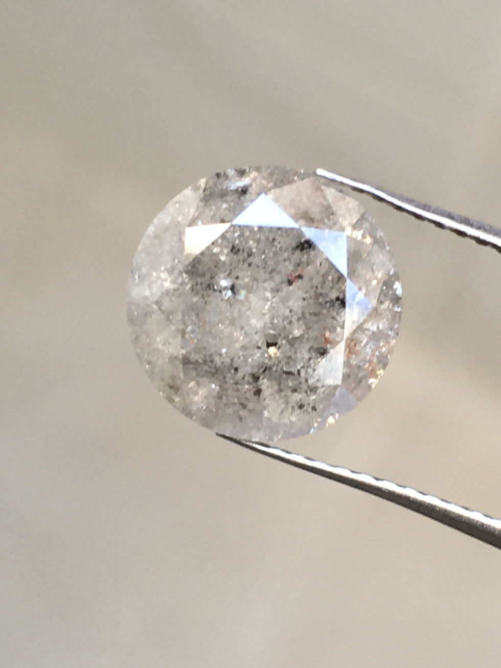 Thumbnail: 3.05 CT 9.3 MM Natural Round Cut Salt and pepper Brilliant cut Diamond