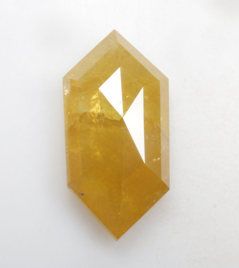Thumbnail: 2.92 CT 14.1 X 7.1 MM Hexagon cut Natural Diamond Fancy color for Hexagon Ring