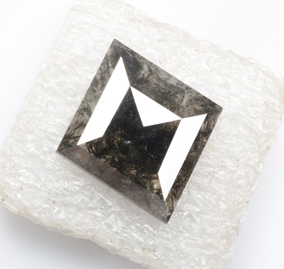 Thumbnail: 3.58 CT 16.0 X 14.5 MM Kite cut Natural Salt and pepper Diamond for Kite Ring