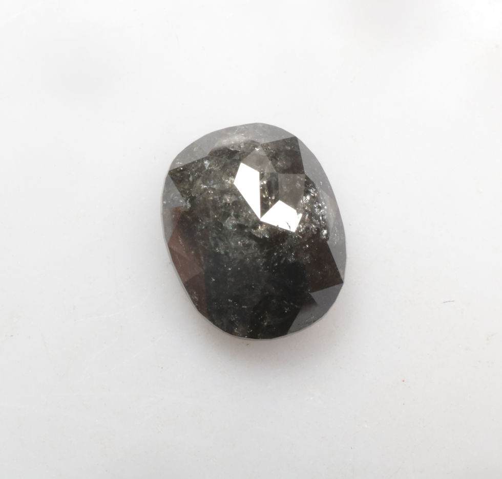 Thumbnail: 2.28 CT 8.9 X 7.2 MM Oval cut Natural salt and Pepper Diamond, Black color