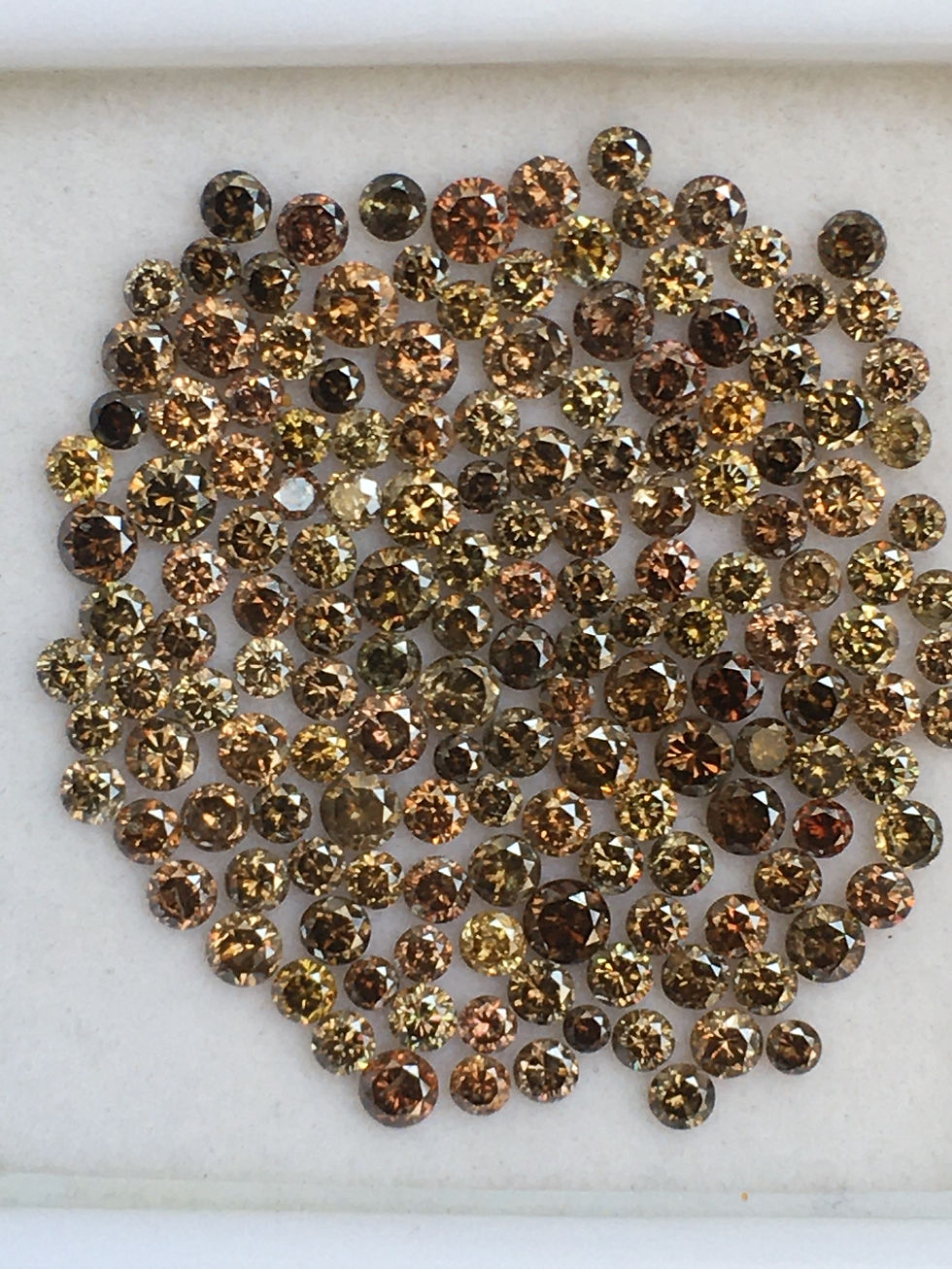 Thumbnail: 5.67 CT 1.5 to 2.6 MM Natural Loose Round Brilliant cut Diamond Lot