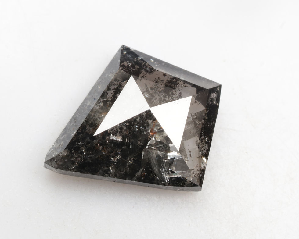 Thumbnail: 4.75 CT 14.8 X 12.6 MM Kite cut Natural Salt and Pepper Diamond for Kite Ring
