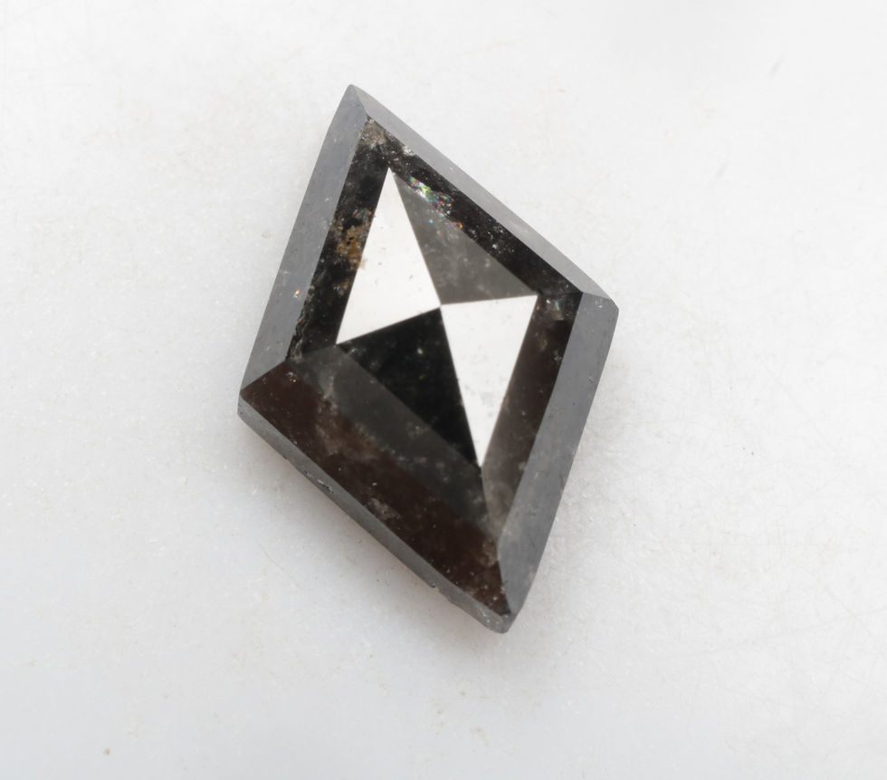 Thumbnail: 4.22 CT 14.3 X 9.7 MM Kite cut Natural Black color Diamond for Kite Ring Gift