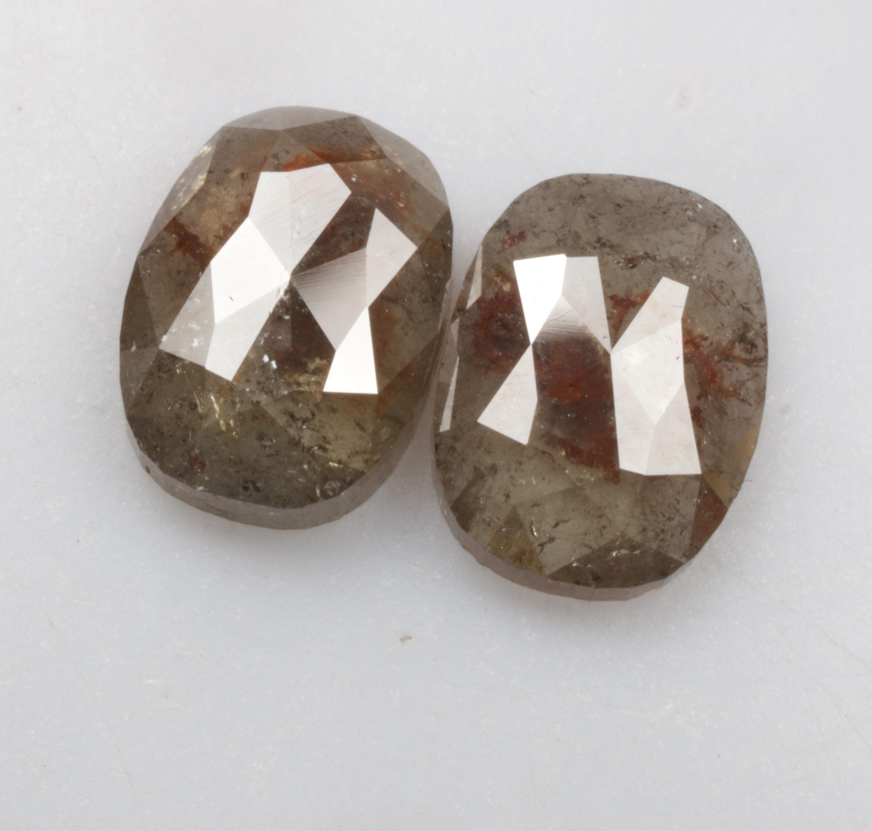 2.46 CT 8.2 X 6.2 MM Salt and Pepper Natural Oval cut Diamond Pair Fancy color