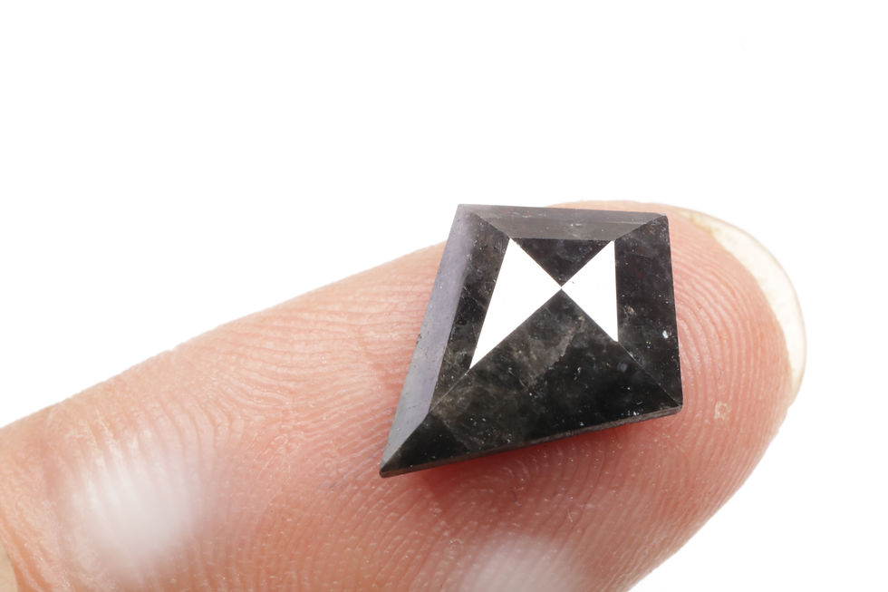 Thumbnail: 2.40 CT 14.0 X 10.9 MM Kite cut Natural Salt and pepper Diamond for Kite Ring