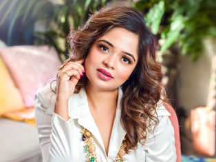 Roshni Mukherjee | The Entrepreneurs of India Womenpreneur Magazine July 2022