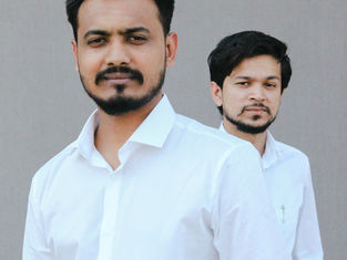 Gratifying Art!  | The Entrepreneurs of India Magazine Article of Amit Yogi