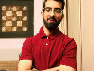 "Picturesque Lens!" | The Entrepreneurs of India Magazine Article of Yash Jhaveri
