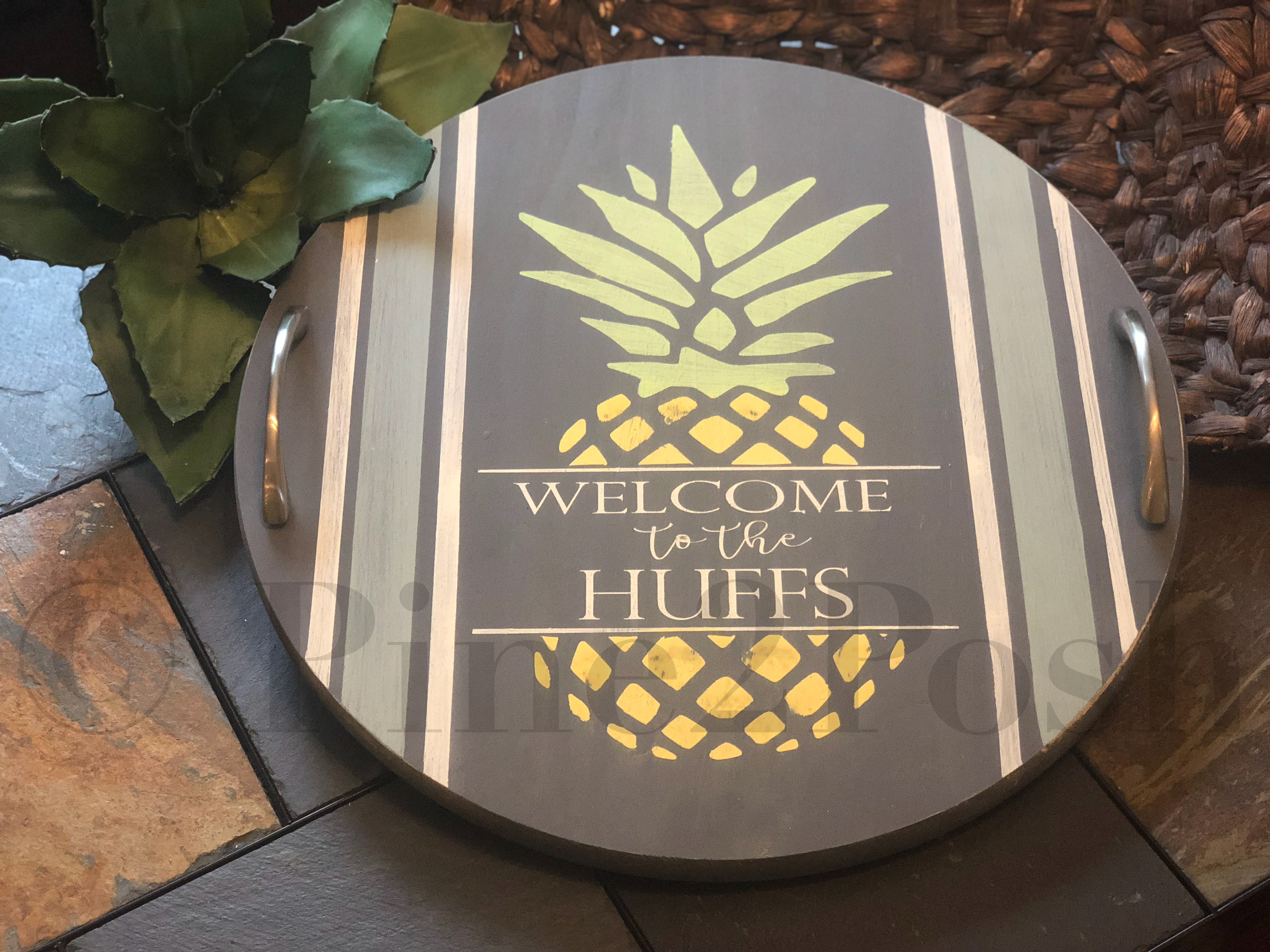 168 PINEAPPLE WELCOME