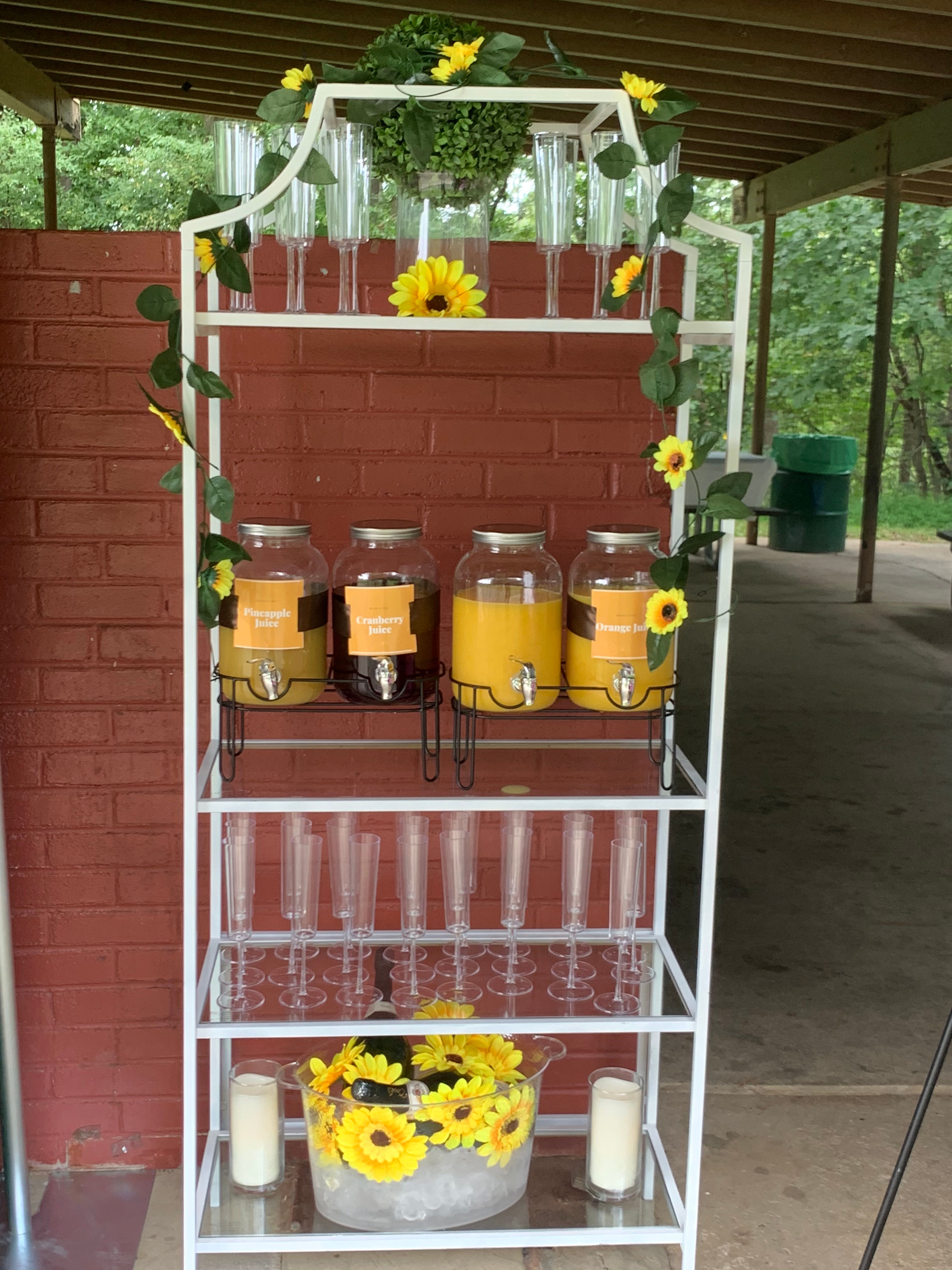 "Stunner" Gold Display Stand