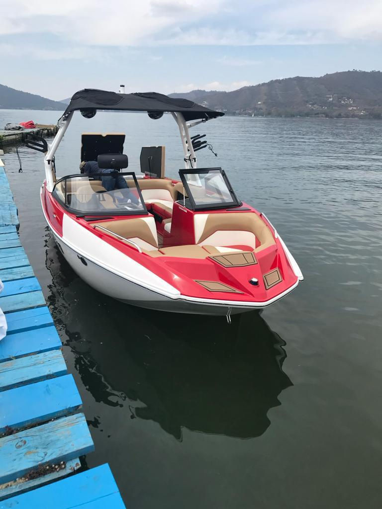 Miniatura: 2019 Moomba Mondo