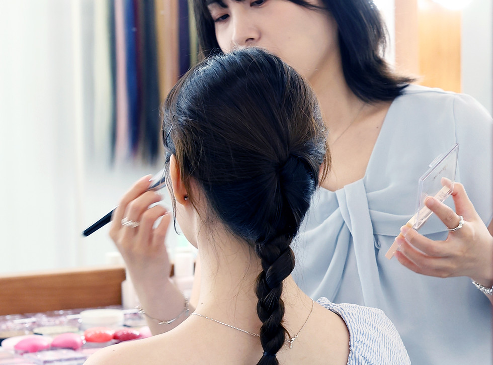 MAKE-UP-SERVICE.jpg