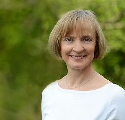 Osteopathie_Hensky_potrait_web-300x300.jpg