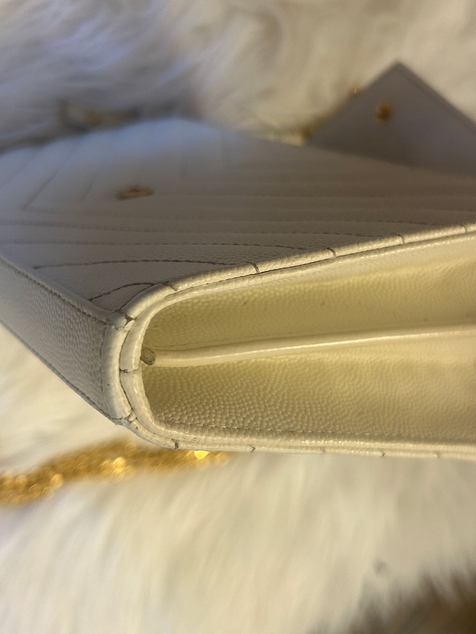 Thumbnail: Saint Laurent Cassandre Envelope Chain Bag in Blanc Vintage Grain de Poudre