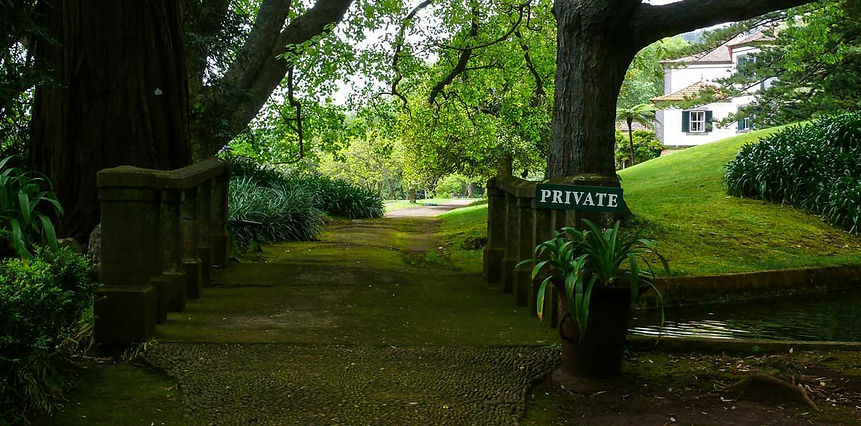 estate-secluded-path.jpg