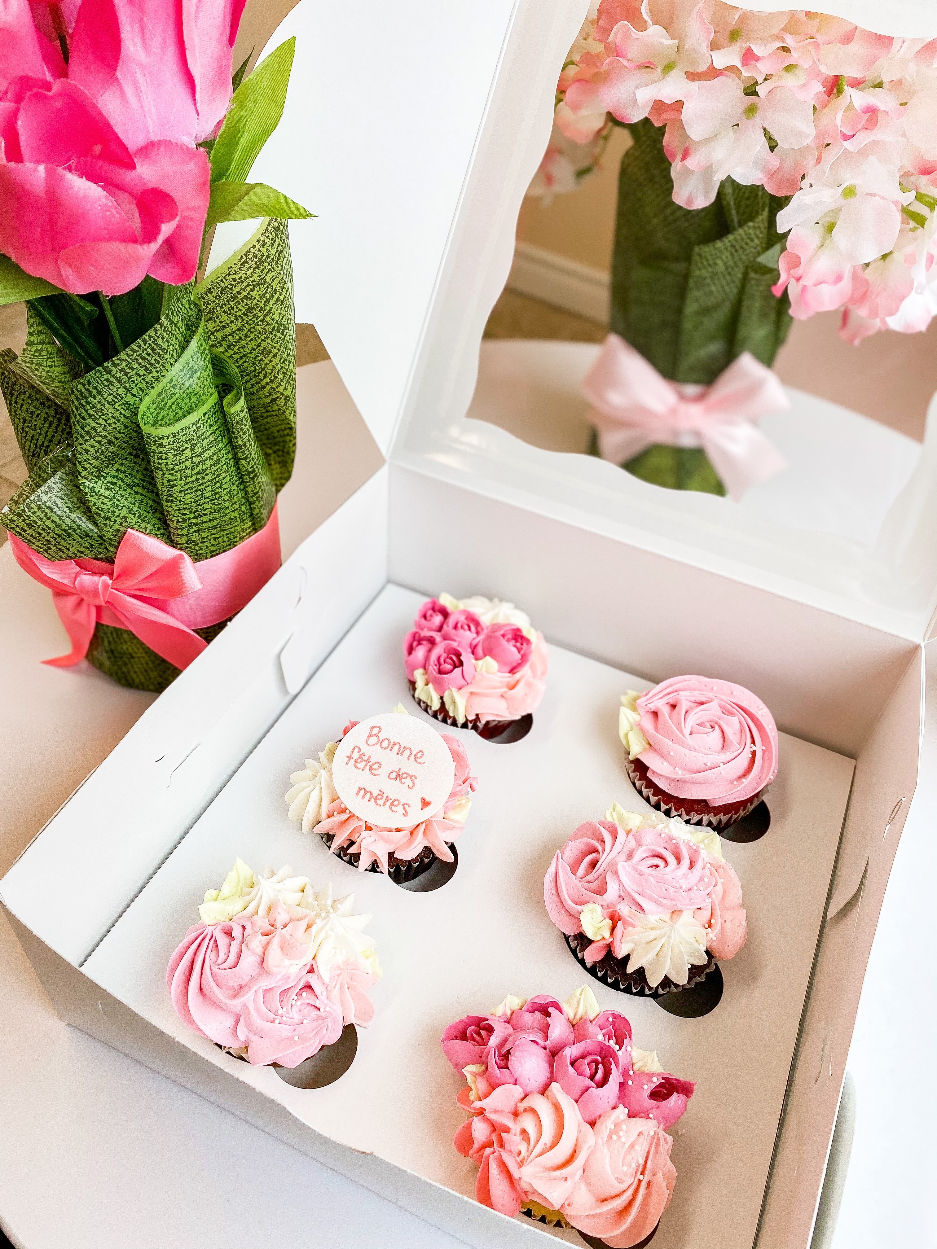 Cupcakes fêtes des mères rose