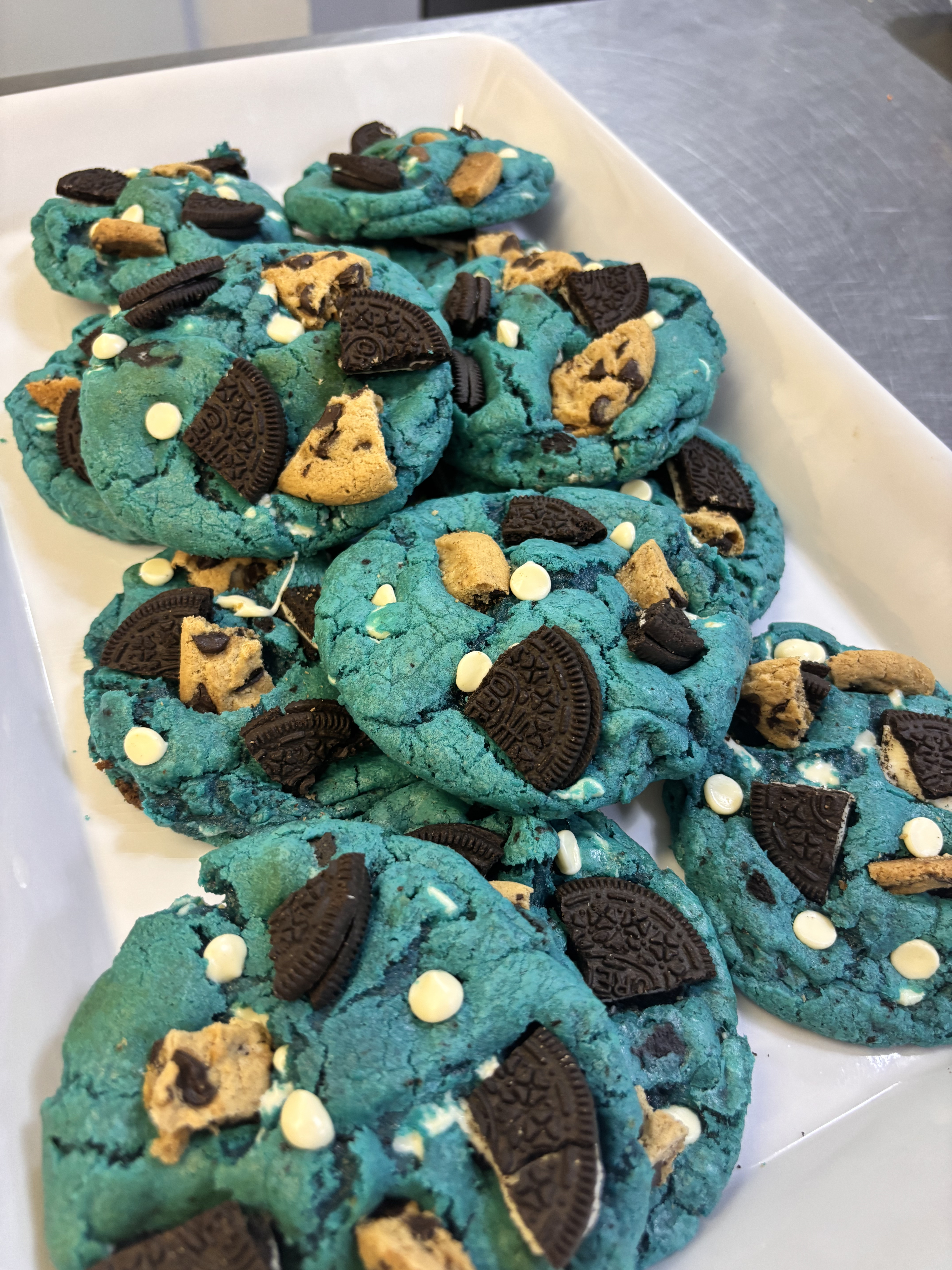 Biscuit cookies monster