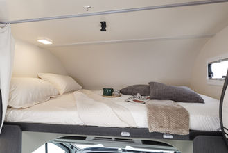 Roller Team alcove bed