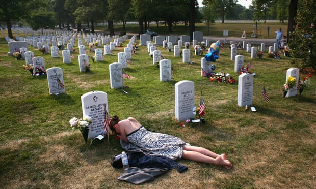 grieving widow, memorial day, military