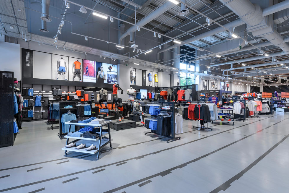Nike Barcelona Big Box La Roca
