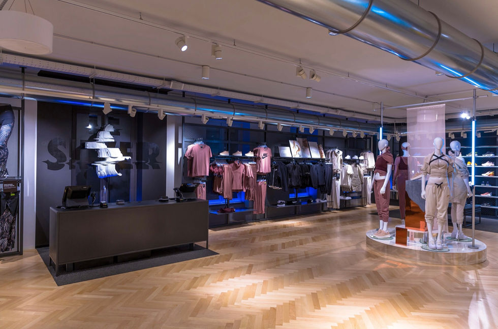 Nike Milano Vittorio Emanuele, Italy