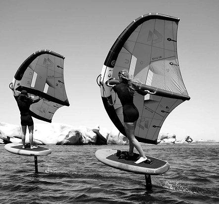 wingfoil-plein-vent-les-îles_edited.jpg
