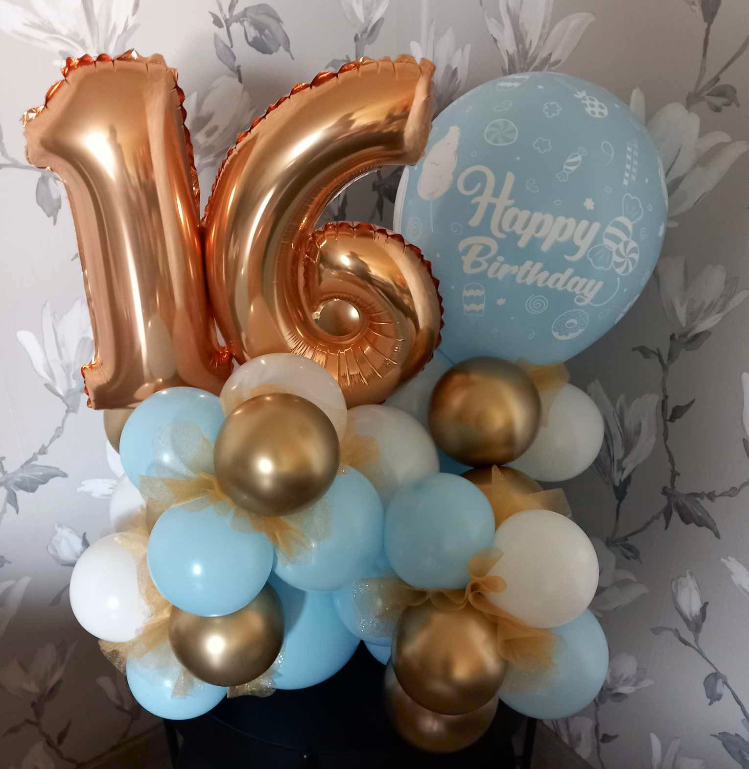 Dubbel Cijfer + Latexballon  (Mediumstuk)