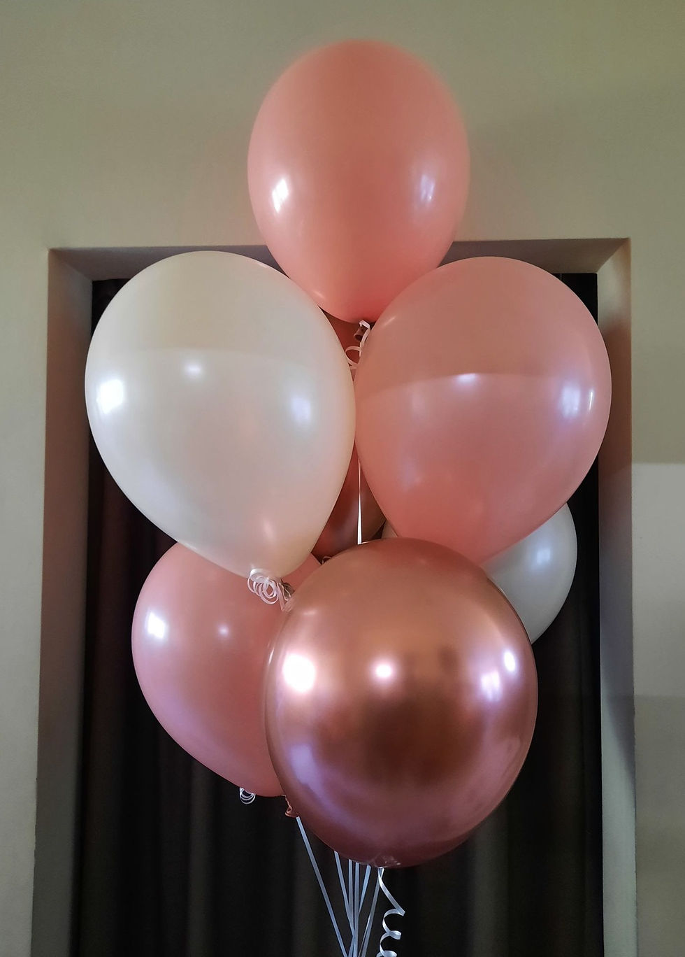 Thumbnail: Tros van 7 ballonnen FOTOSCHOOT